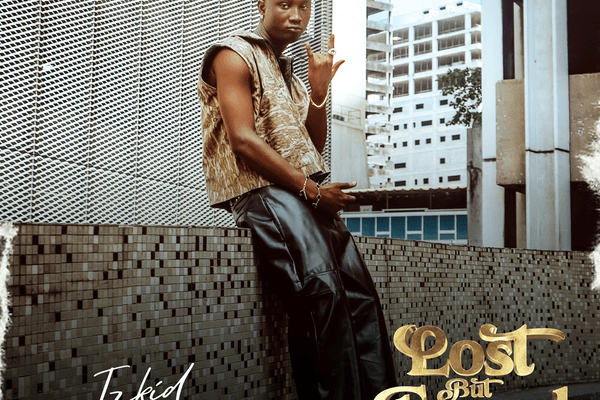 Commando audio by Izkid Wallapo feat. Yan Yan
