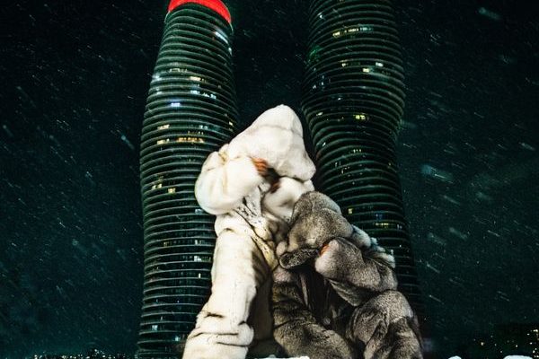 CN TOWER audio by PARTYNEXTDOOR feat. Drake
